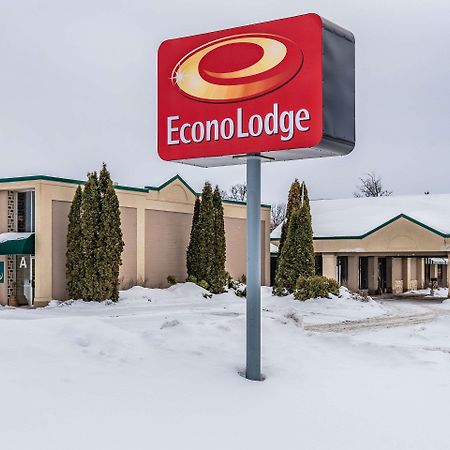 Econo Lodge Brainerd Bagian luar foto